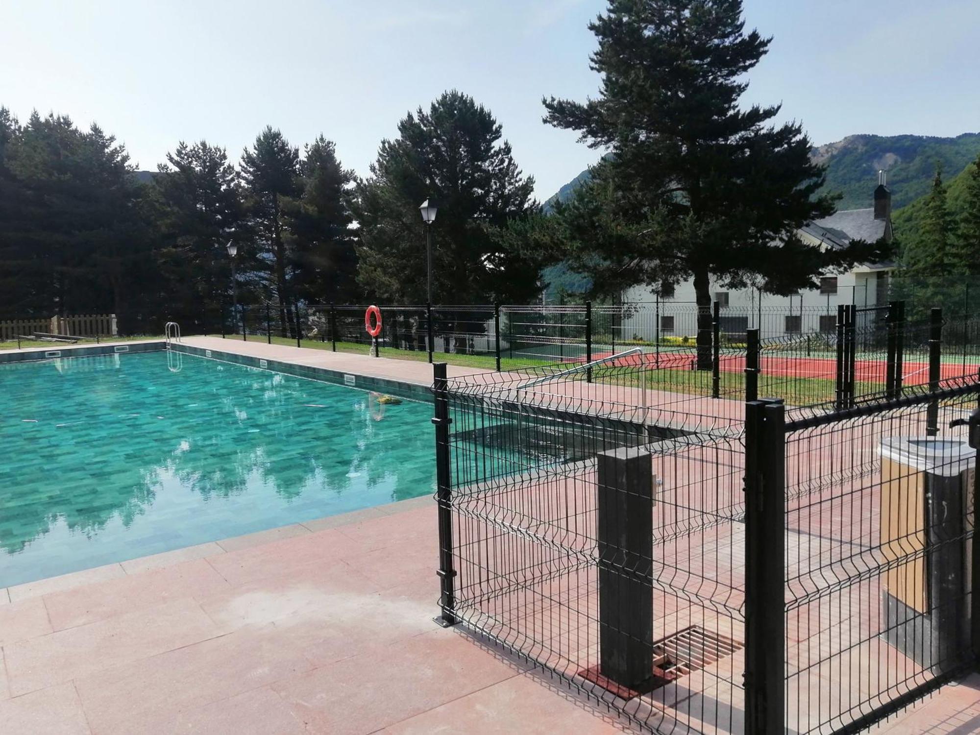 Apartamentos 3000 Formigal Dış mekan fotoğraf